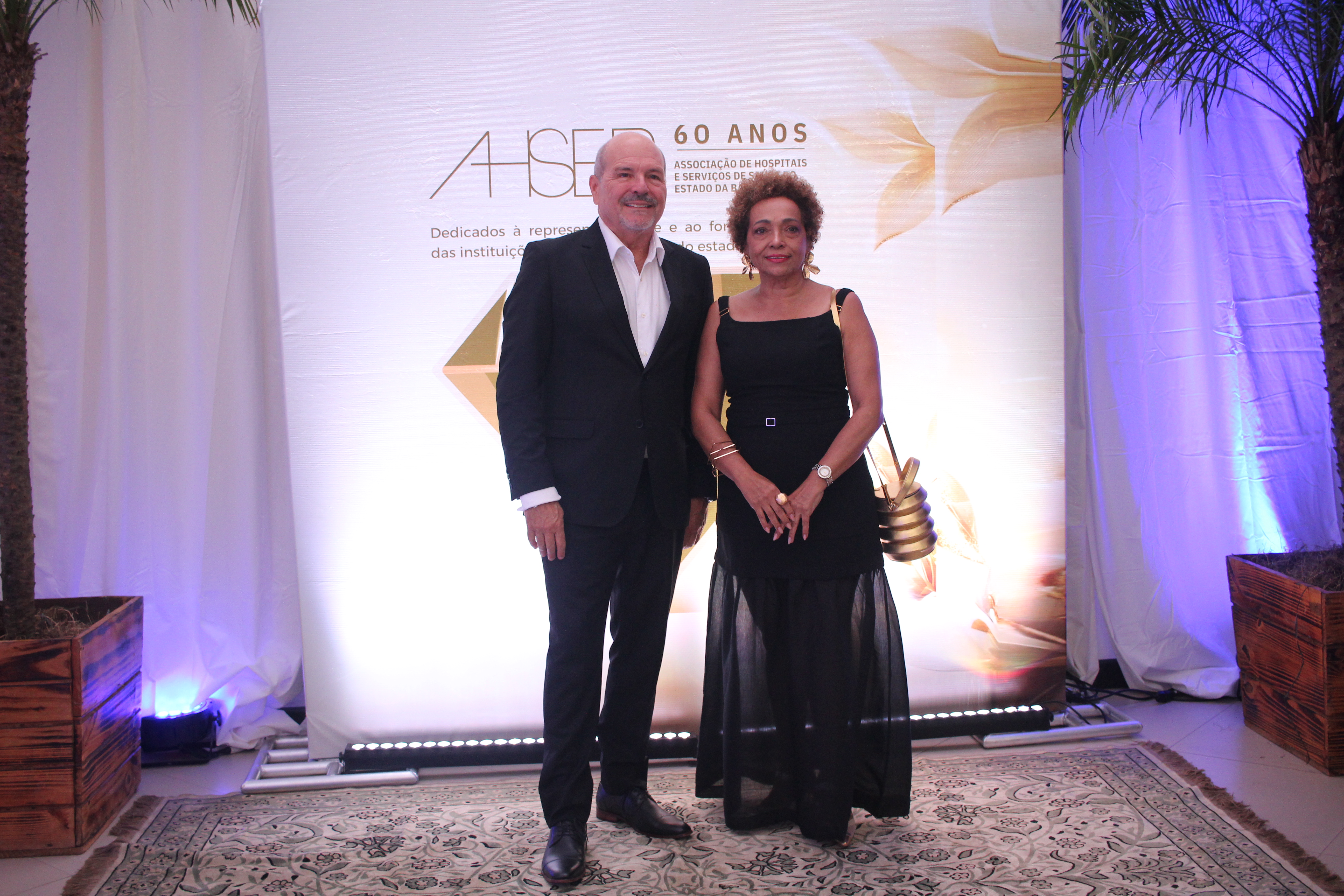 Mauro Adan e Rivia Barros