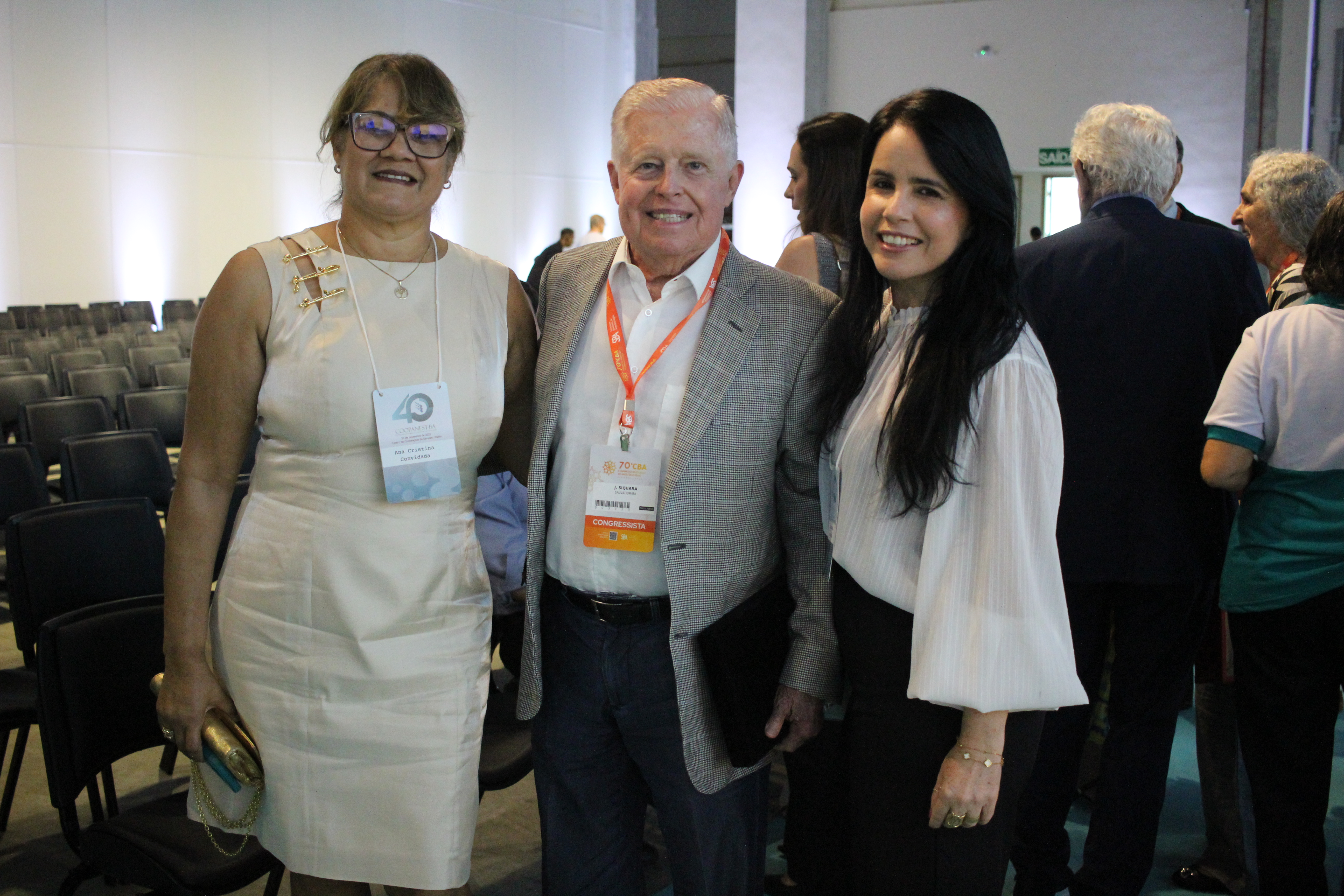 Ana Cristina, Virginia Araujo