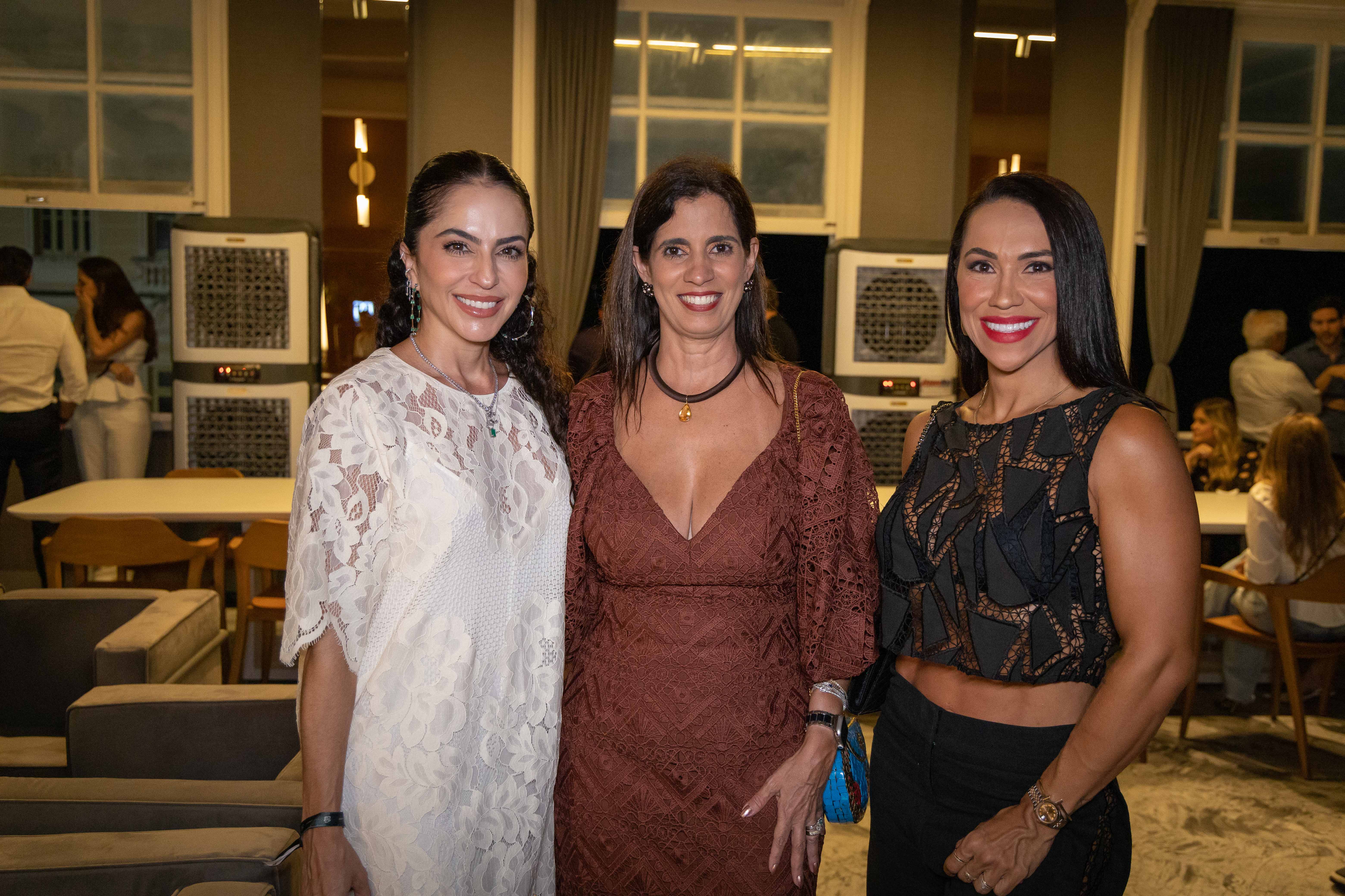 Emilie Costa, Fernanda Bahia e Luana Queiroz