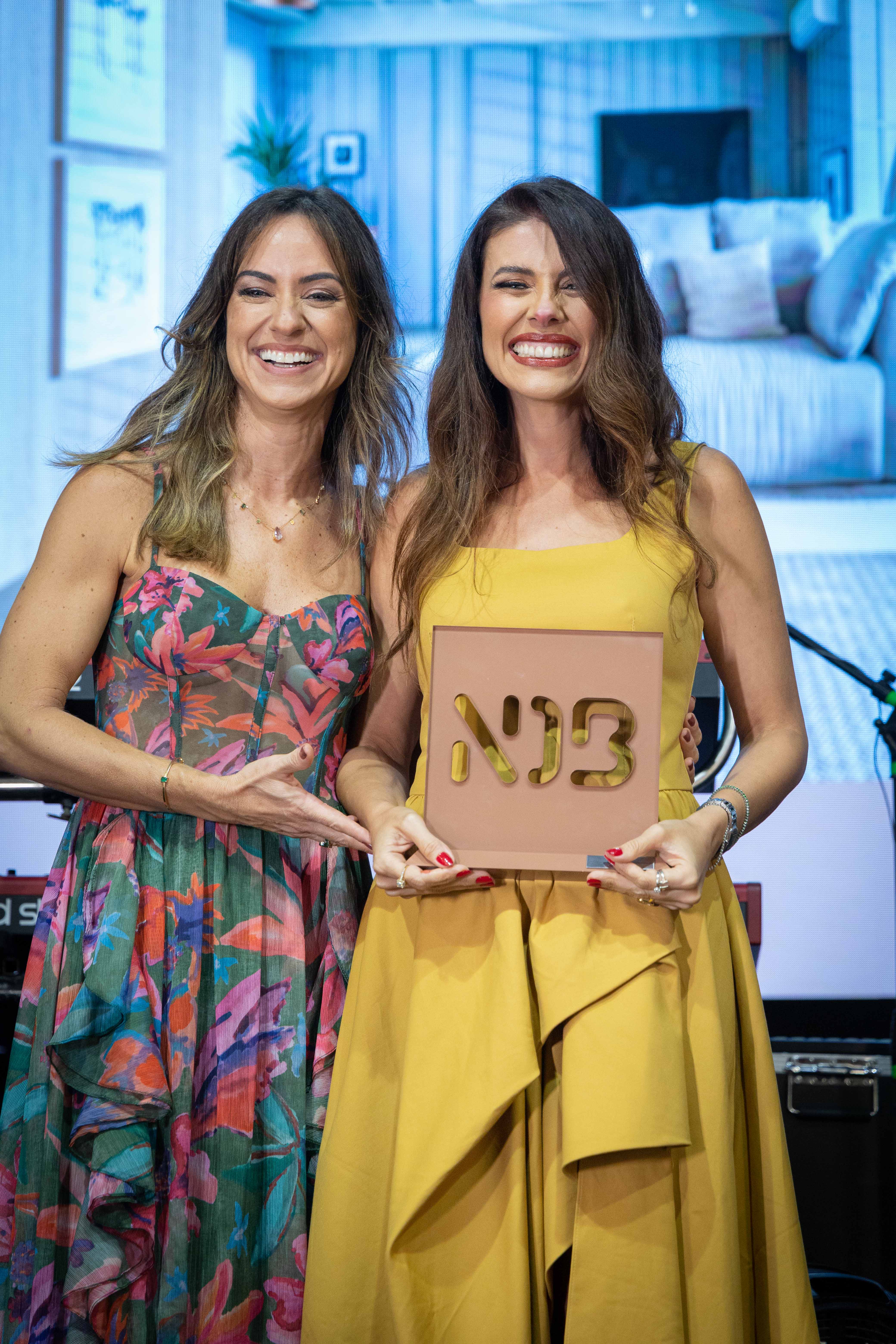 Claudia Galvão e Taís Abreu