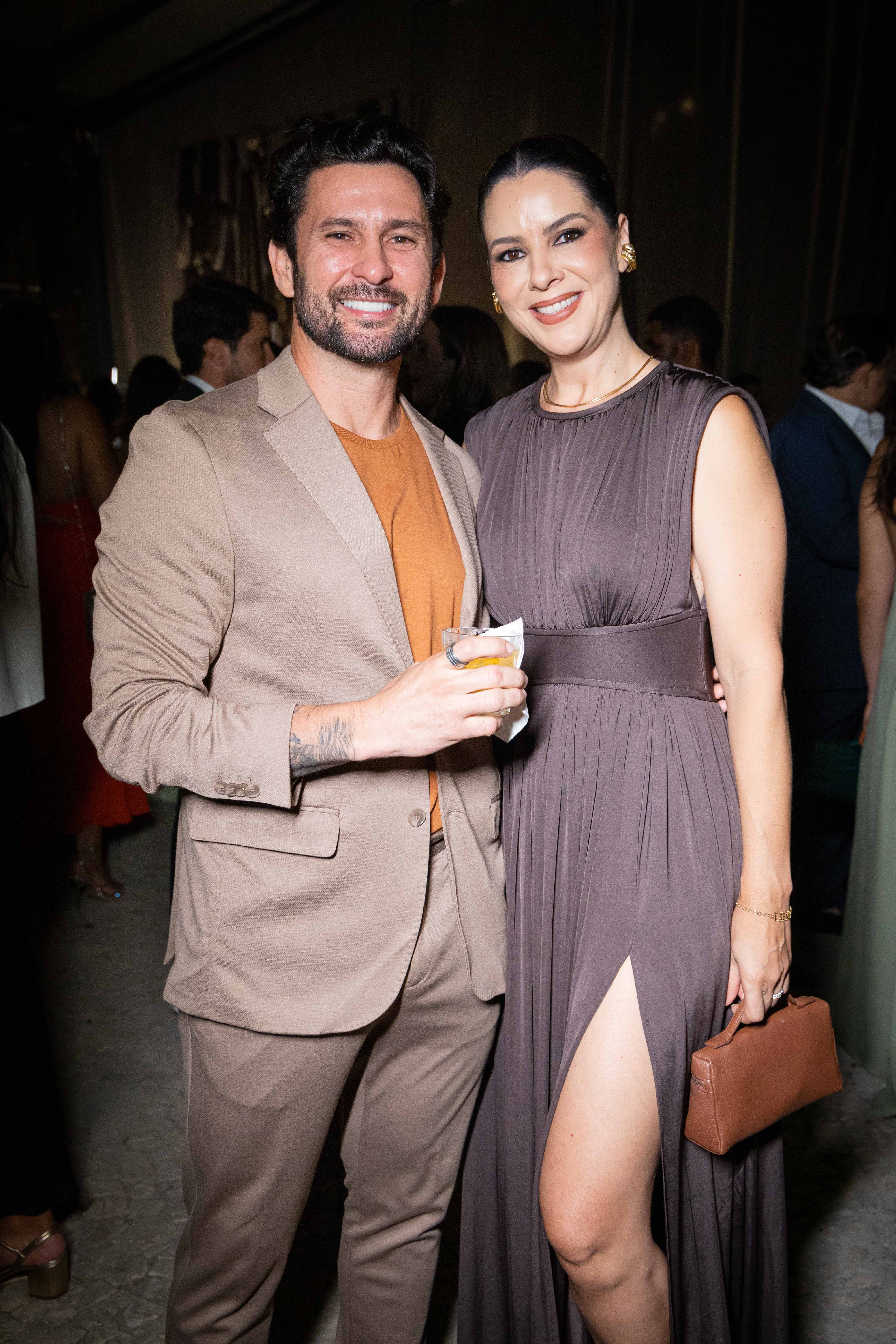 Dodô Andrade e Viviane Rezende