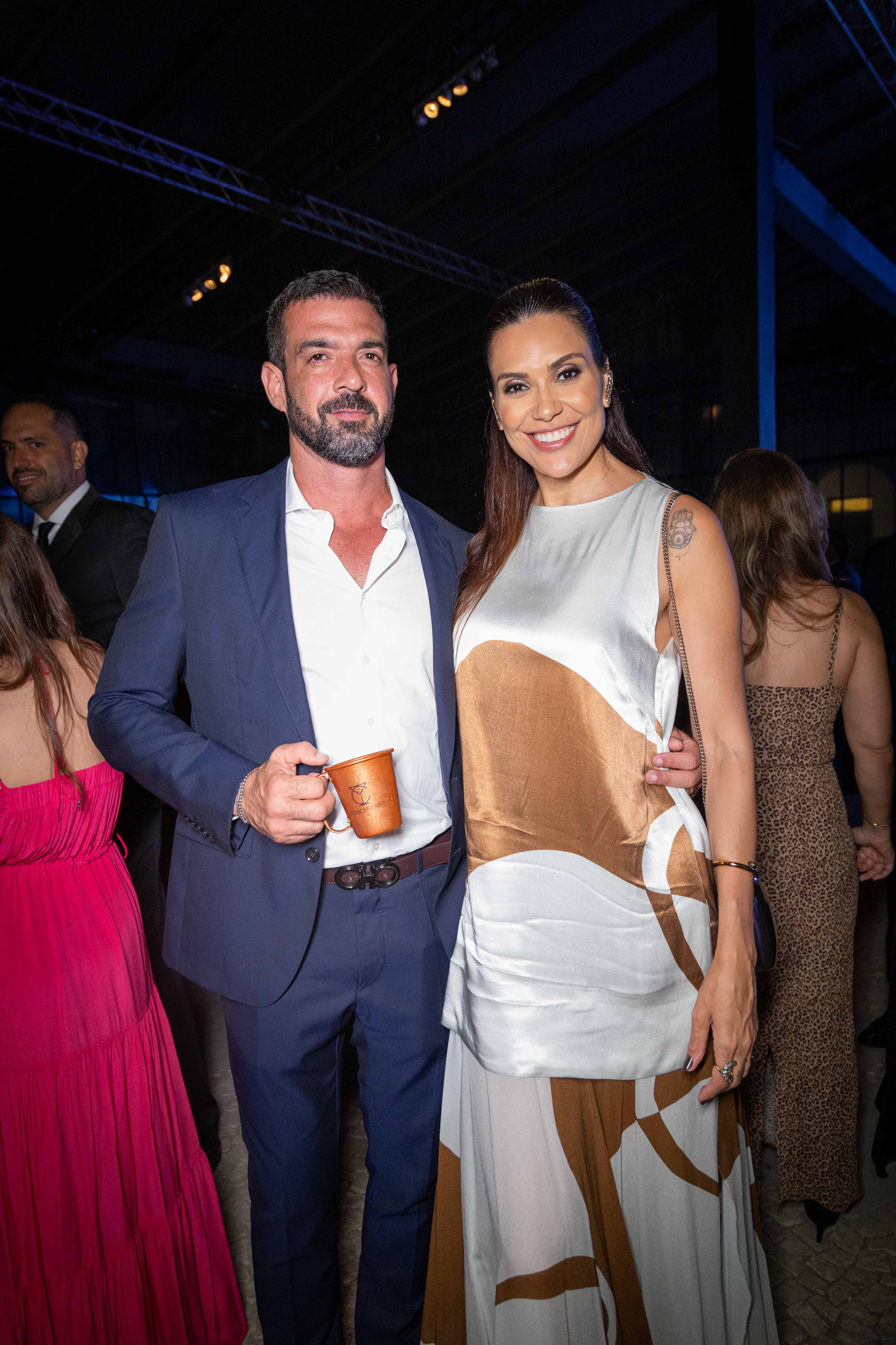 Fabrício Sacramento e Rafaela Santana