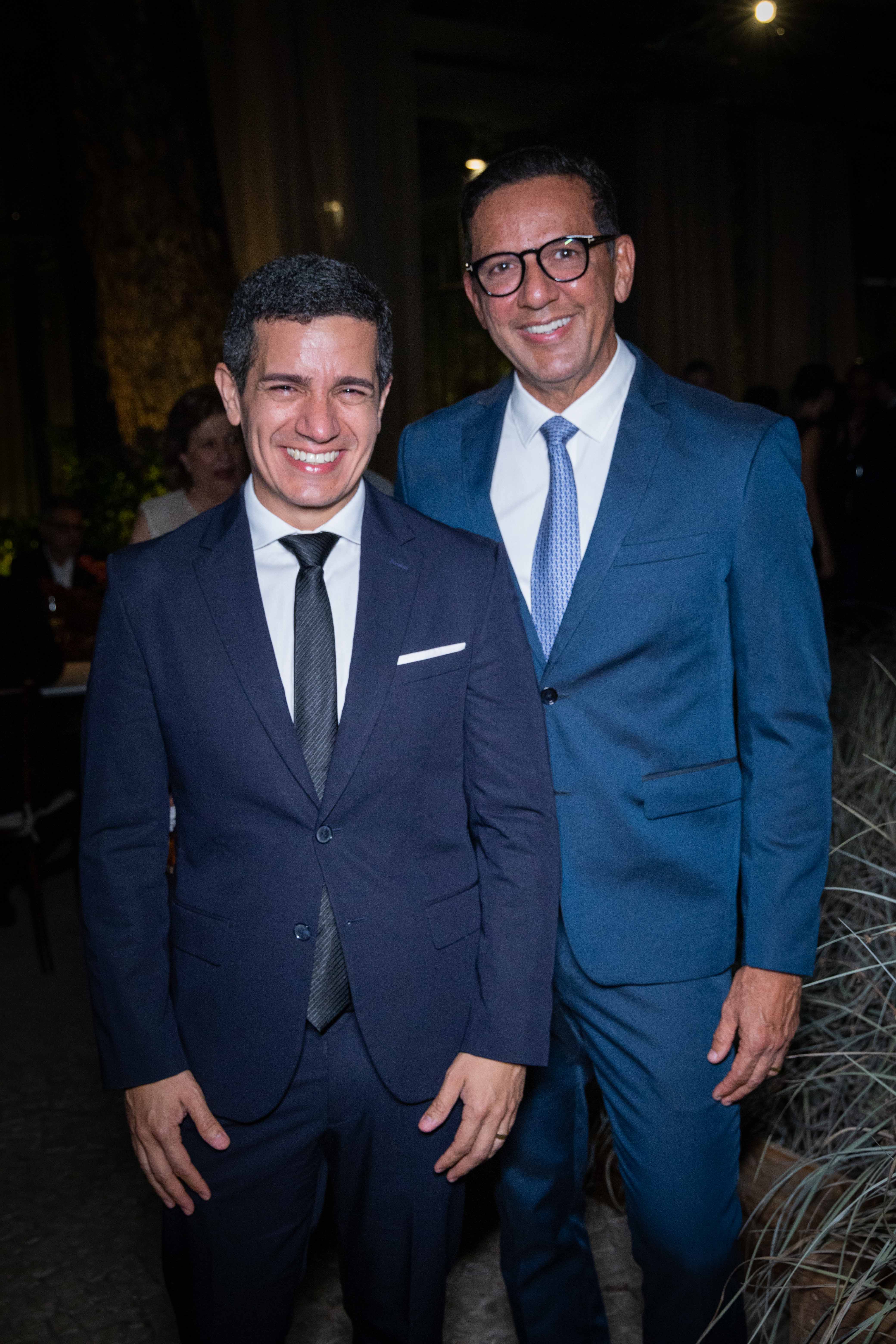 Mateus Cedro e Rogério Menezes