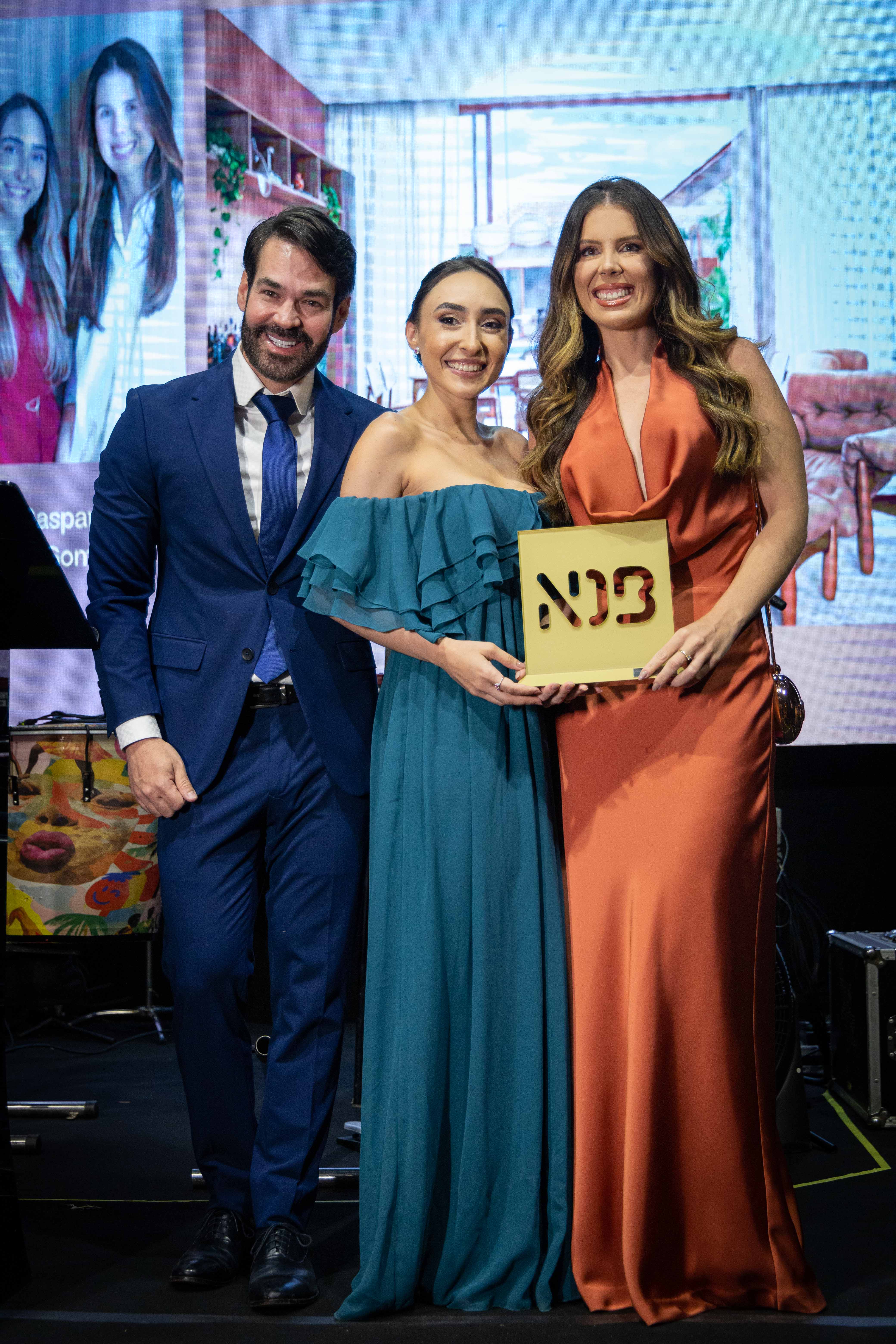 Rafael Gonçalves, Luanna Gaspar e Caroline Gomes