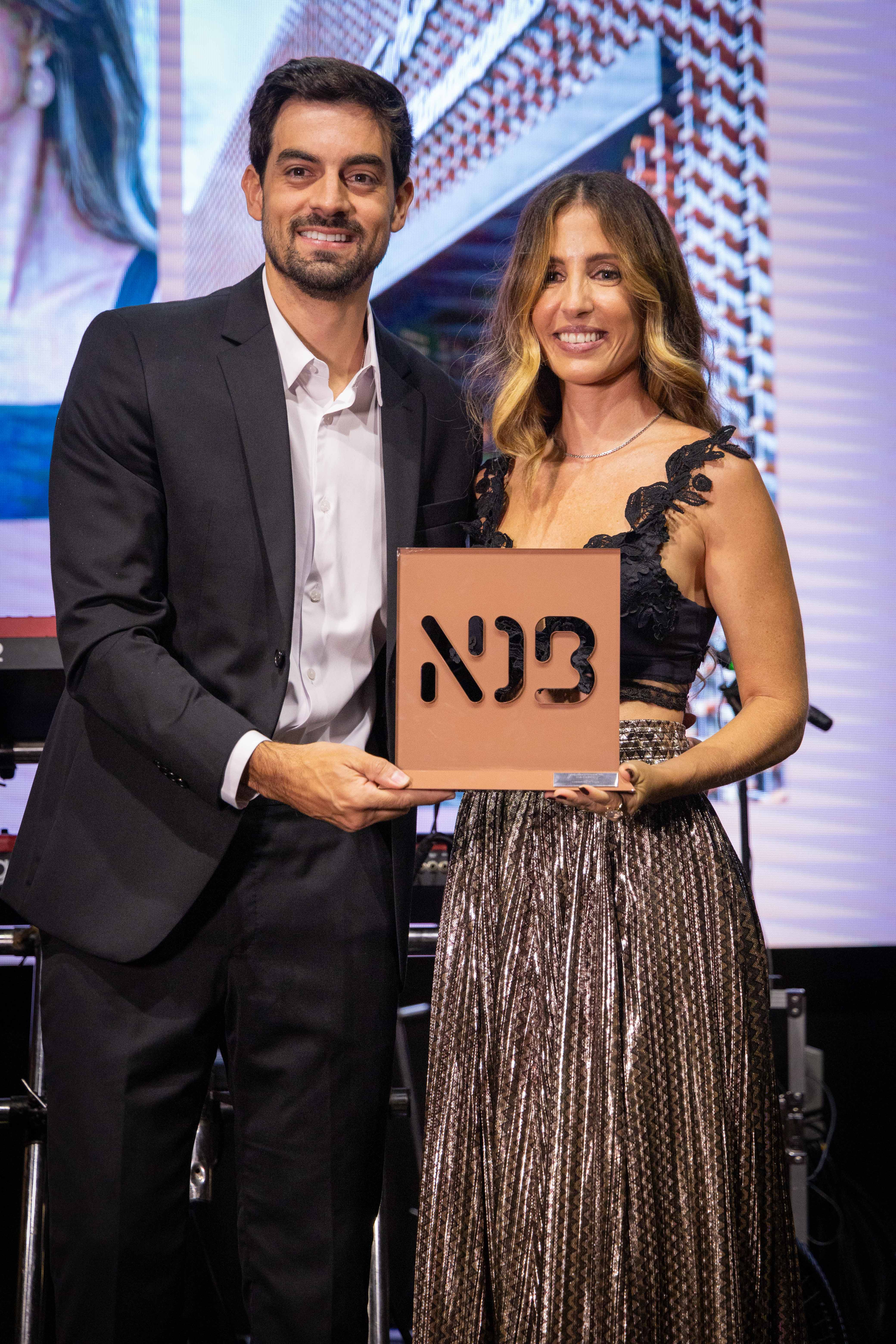 Vítor Coelho e Lais Galvão