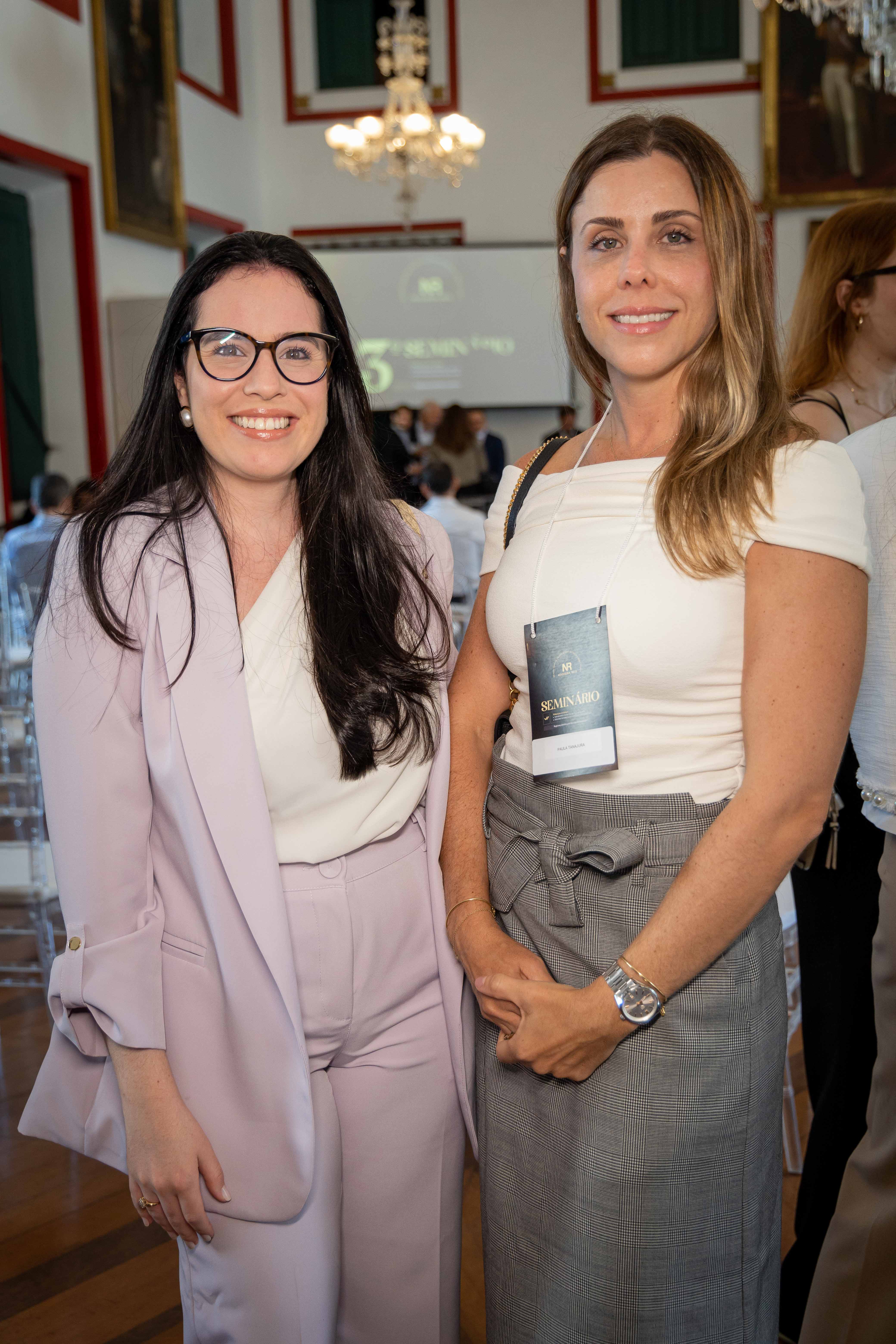 Sara Bulhões e Paula Tanajura