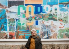 Obra idealizada por artista baiana é instalada em cidade da Inglaterra