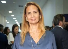 Duda Lomanto detalha a instalação de boias de proteção aos banhistas no Porto da Barra