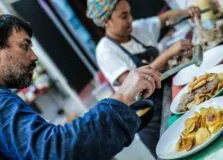 Tardeo Flamenco celebra 13 anos do La Taperia com música, paella e pôr do sol no Rio Vermelho