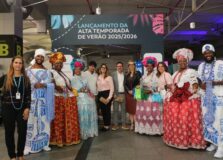 Bahia projeta novo recorde de turistas para o verão 2025/2026