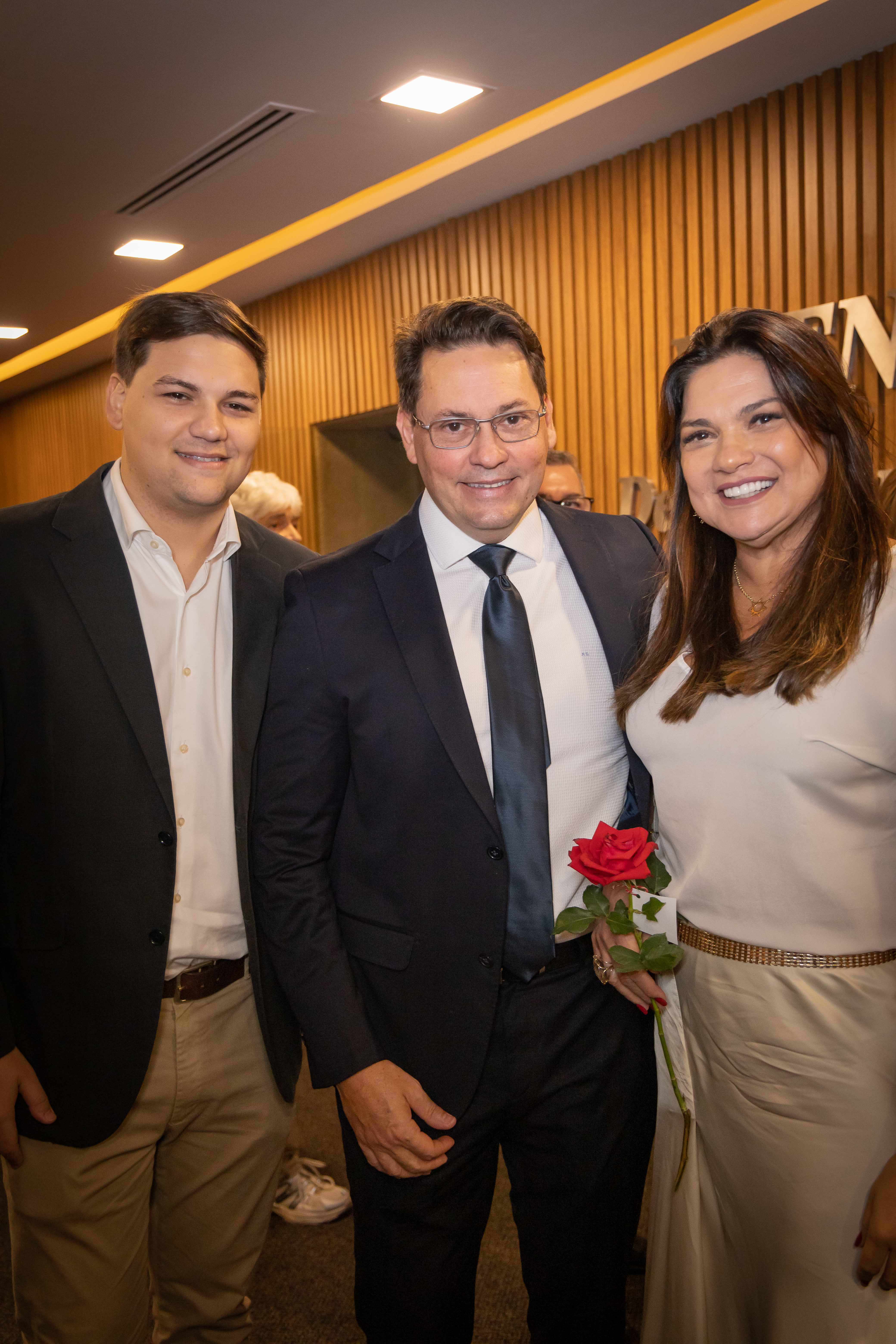 Guilherme, Arthur. e Monica Gallas