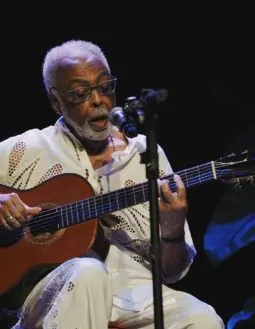 Gilberto Gil e Lazzo Matumbi vão comandar reabertura do Teatro Castro Alves