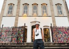 Tiago Iorc celebra aniversário em Salvador e relembra origem ligada à Bahia