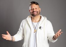 Danniel Vieira leva o clima de verão em agenda por cidades baianas