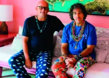 Ex-estilistas reinventam trajetória e criam refúgio sofisticado no sul da Bahia