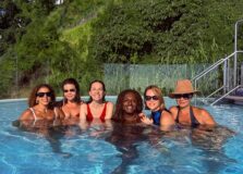 Flora Gil compartilha momento de descanso em Salvador ao lado de artistas