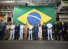 Jerônimo Rodrigues recebe Medalha de Mérito Naval durante a Operação Aspirantex 2026