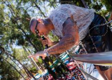 Léo Santana leva bloco para as ruas de São Paulo pelo segundo ano seguido