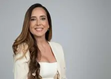 Terapeuta baiana aborda o não pertencimento no espectro autista, em novo livro