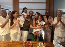 Gilberto Gil reencontra Caetano Veloso durante comemoração em Salvador