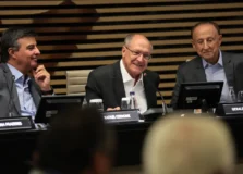 Alckmin diz que redução da jornada de trabalho é tendência mundial