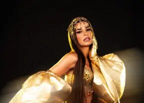 Babado Novo abre Carnaval com casa cheia em Salvador