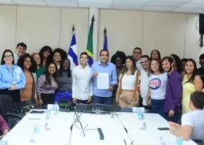 Cerimônia empossa novos membros do Conselho Municipal da Juventude de Salvador