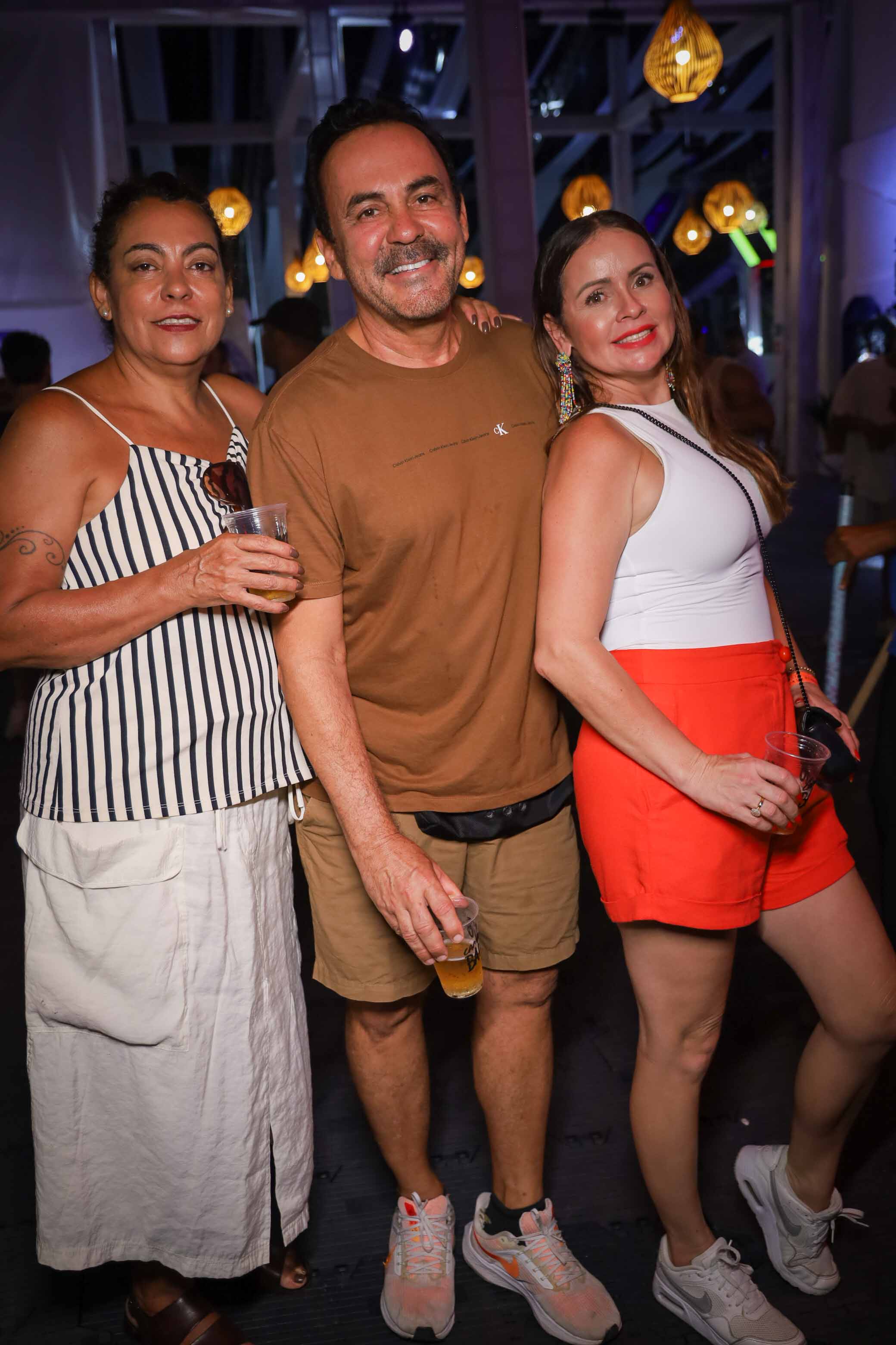 Ana Lígia Cordeiro, José Ofélio e Leila Duarte