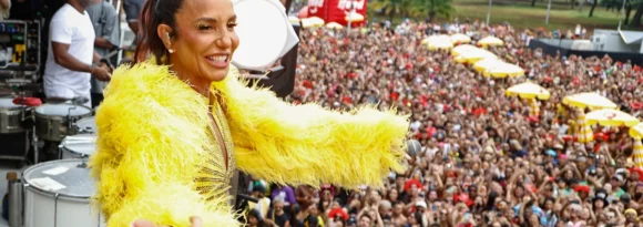 Ivete Sangalo estreia no Carnaval de rua de São Paulo
