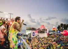 Jammil celebra Dia do Axé Music com Bloco Praieiro no circuito Barra-Ondina