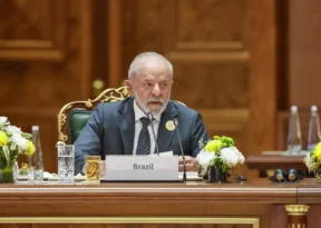 Lula sanciona lei que amplia licença-paternidade no Brasil