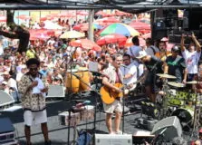 Mudei de Nome enalteceu a força da pipoca raiz com desfile no Campo Grande