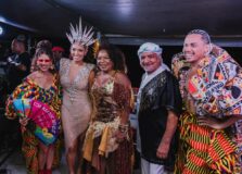 Margareth Menezes puxa ‘Os Mascarados’ com convidados especiais no circuito Barra-Ondina
