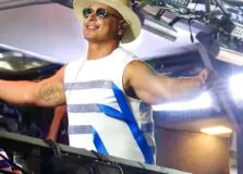 Segundou com Xanddy! Cantor puxa Bloco da Segunda pelo circuito Barra-Ondina