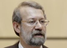 Chefe de Segurança do Irã descarta negociação com Trump em meio a ataques