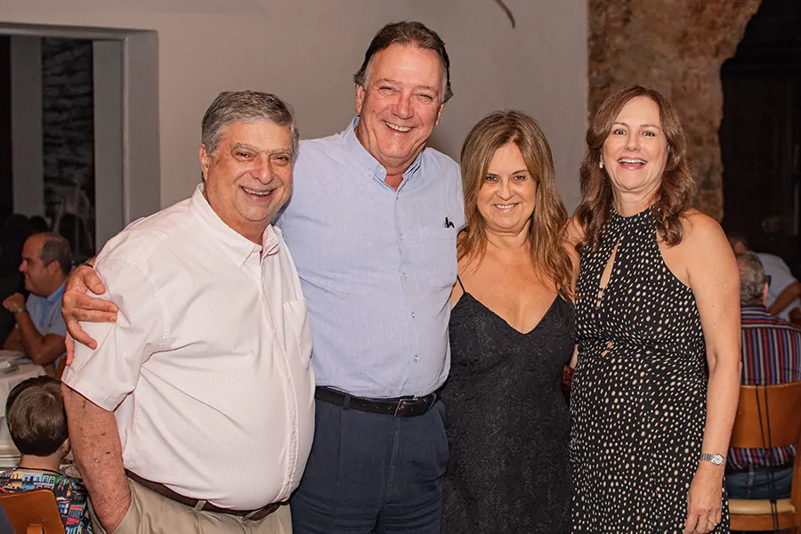 Flavio Machado , Roberto Dâmaso, Lilan Dâmazo e Regina Vieira