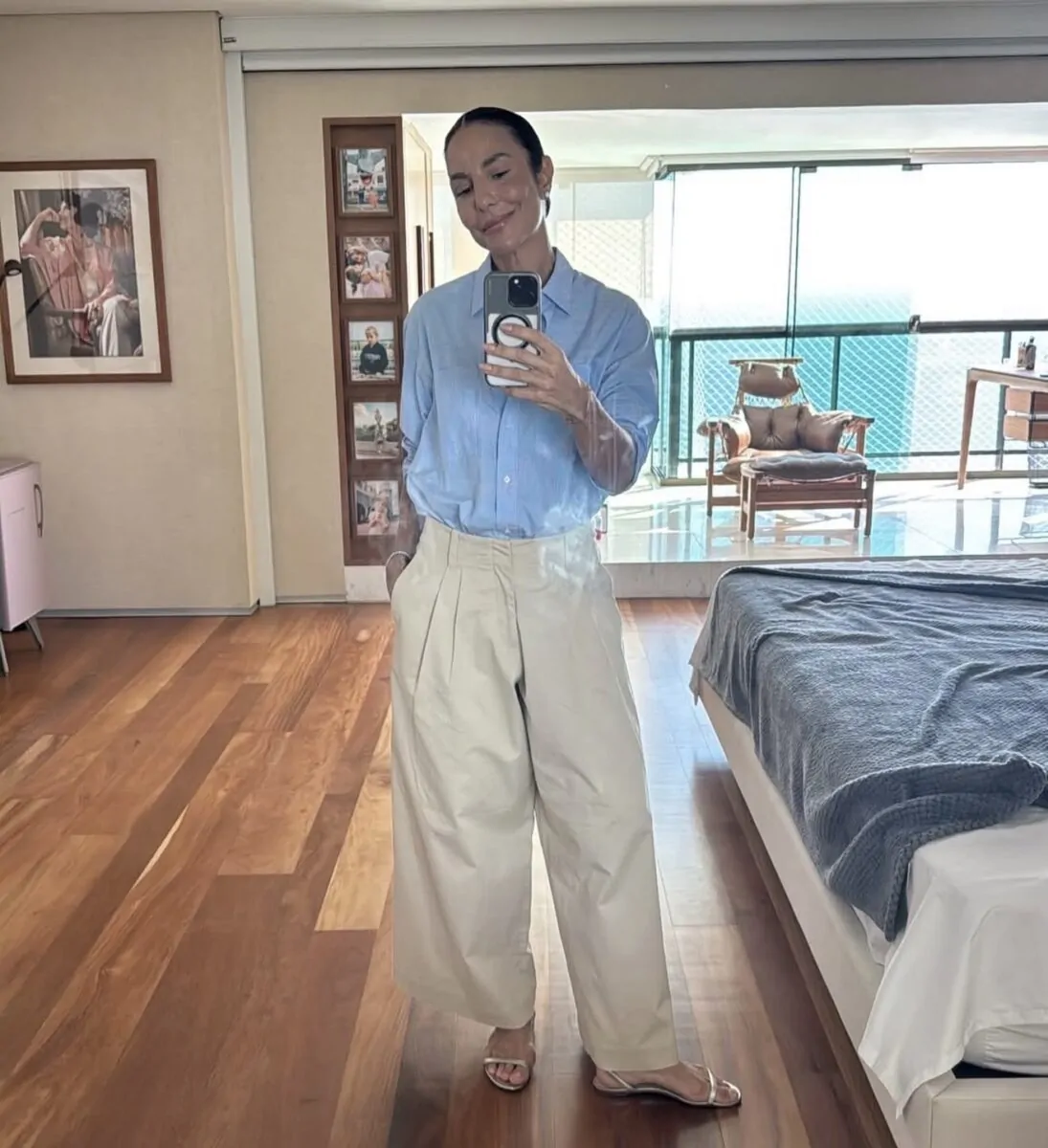 Ivete Sangalo em casa