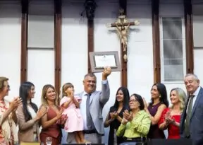 Jeandro Laytynher Ribeiro é condecorado com o Título de Cidadão Baiano