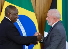 Lula cita conflito no Irã e defende fortalecimento da indústria de defesa