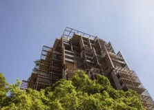 Rosewood São Paulo inaugura exposição de Hugo França com esculturas no hotel