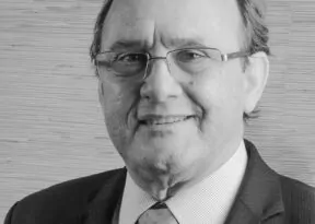 Sepultamento do empresário Carlos Andrade acontece neste sábado (21) em Salvador