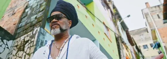 Série documental sobre Carlinhos Brown já tem data de estreia na HBO Max. Confira!