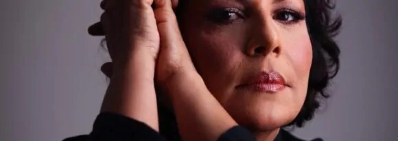 Chef Preta é homenageada por contribuição à cultura e ao empreendedorismo. Veja detalhes!