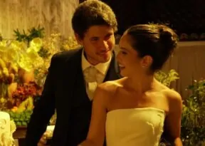 Gabriella Goldenstein e André Balbino se casam no Castelo Garcia D’Ávila, em Praia do Forte