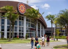 Outlet Premium Salvador lança campanha com descontos em grandes marcas