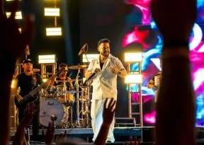 Ao lado de grandes artistas, Dan Valente conclui turnê de sucesso em São Paulo