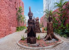 Exposição no MUNCAB mobiliza Exu como um princípio de articulação ligado à abertura de caminhos