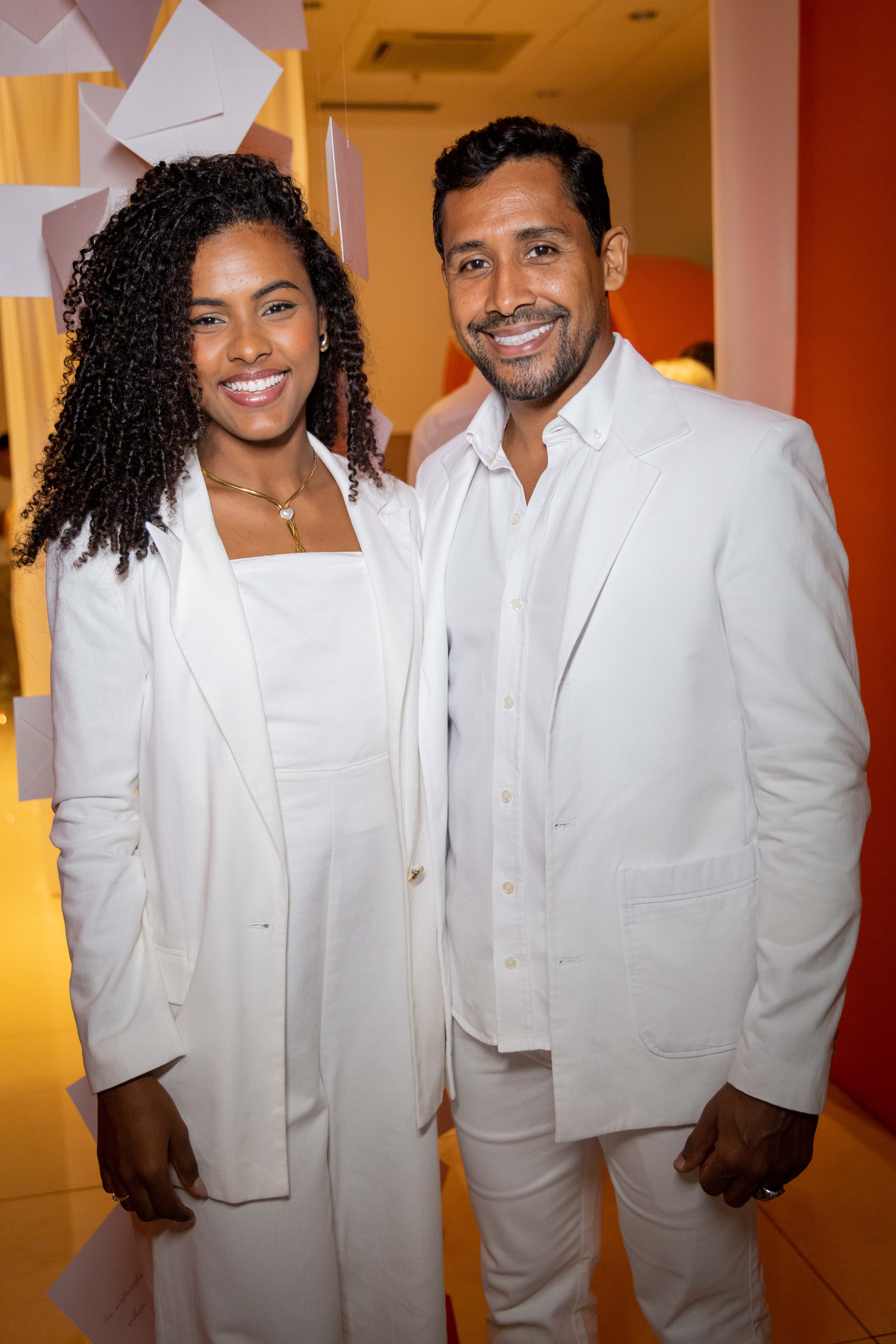 Stefany Soares e Victor Barreto