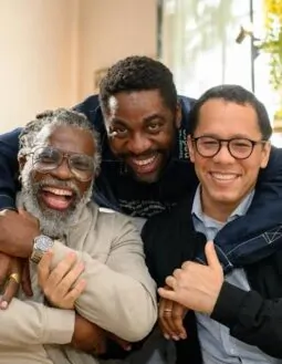 Itamar Vieira Júnior participa de encontro sobre literatura e filosofia na TV