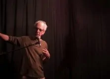 José Enrique Barreiro traz stand-up comedy poético para Salvador